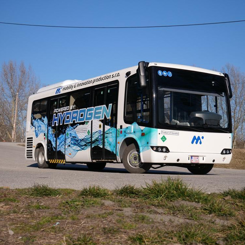 hydrogen-bus